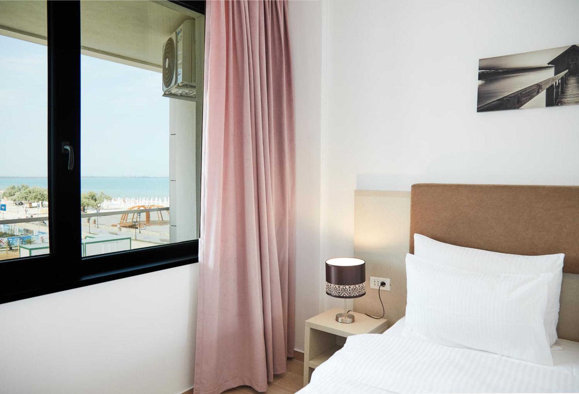 Excelsior Apartaments Mamaia Nord Năvodari Exterior foto